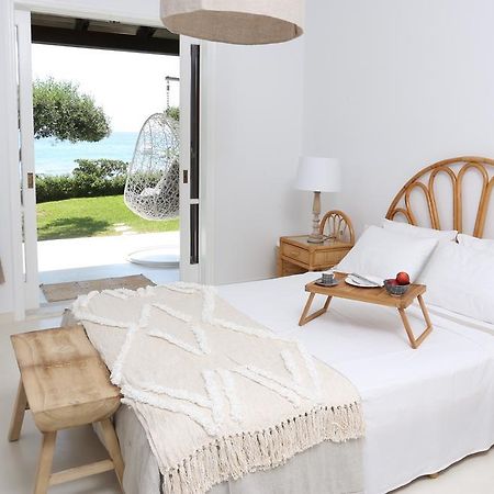 Seafront Calista Beach House With Garden Glyfada  Bagian luar foto