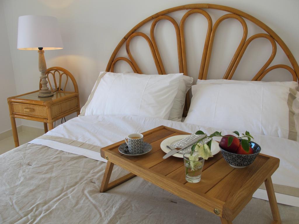 Seafront Calista Beach House With Garden Glyfada  Bagian luar foto